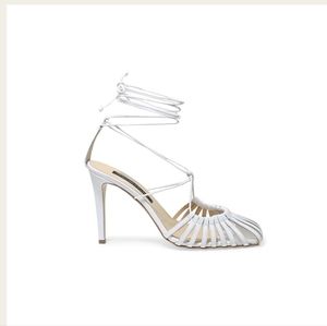 Chelsea Paris Finn white heels